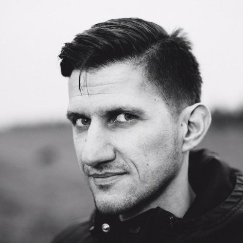 Sven Tasnadi January Charts