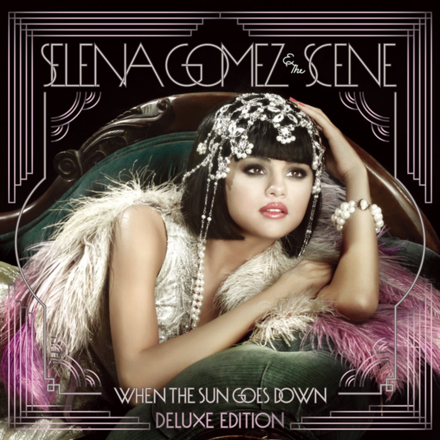 Selena Gomez & The Scene - Love You Like A Love Song