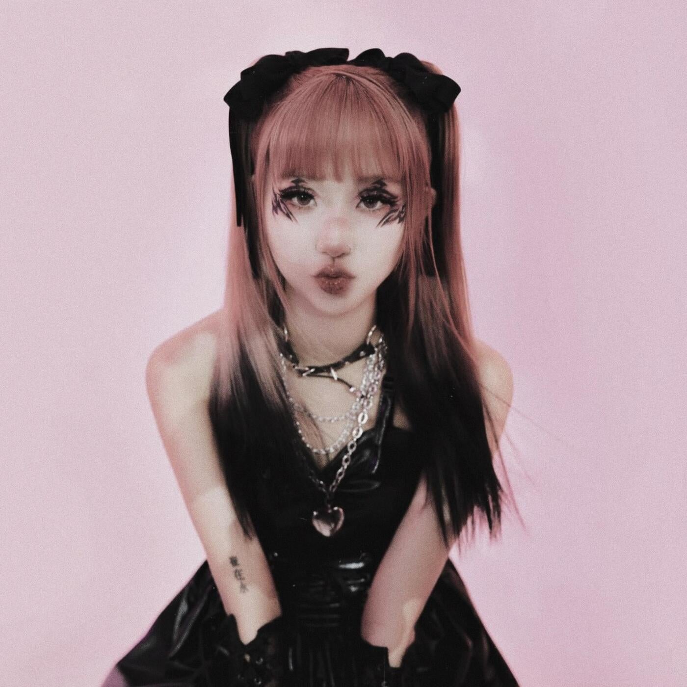 MID EVIL QUEEN (feat. SIREN)