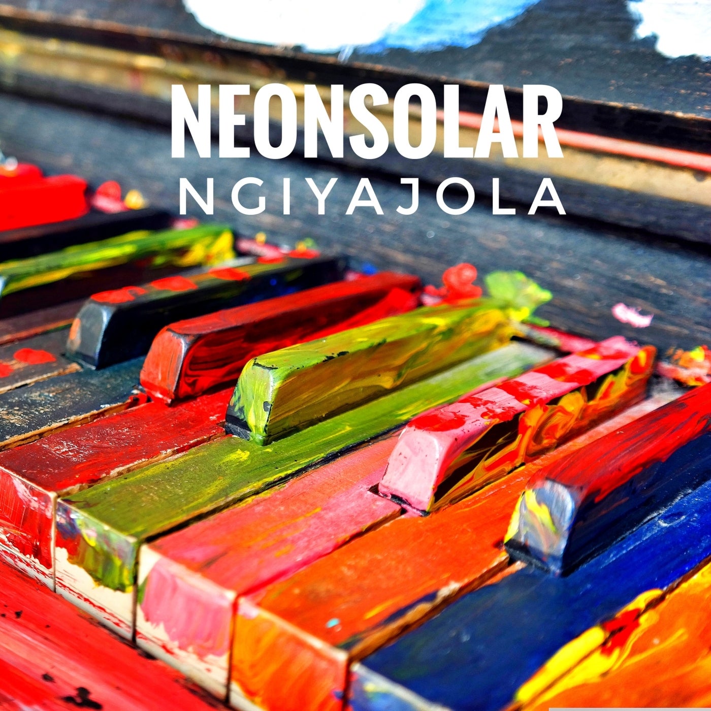 Ngiyajola