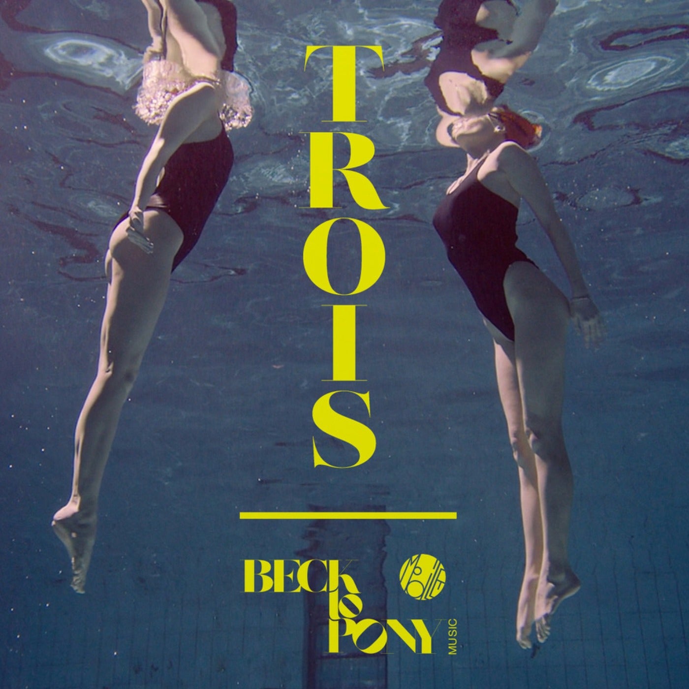 Trois