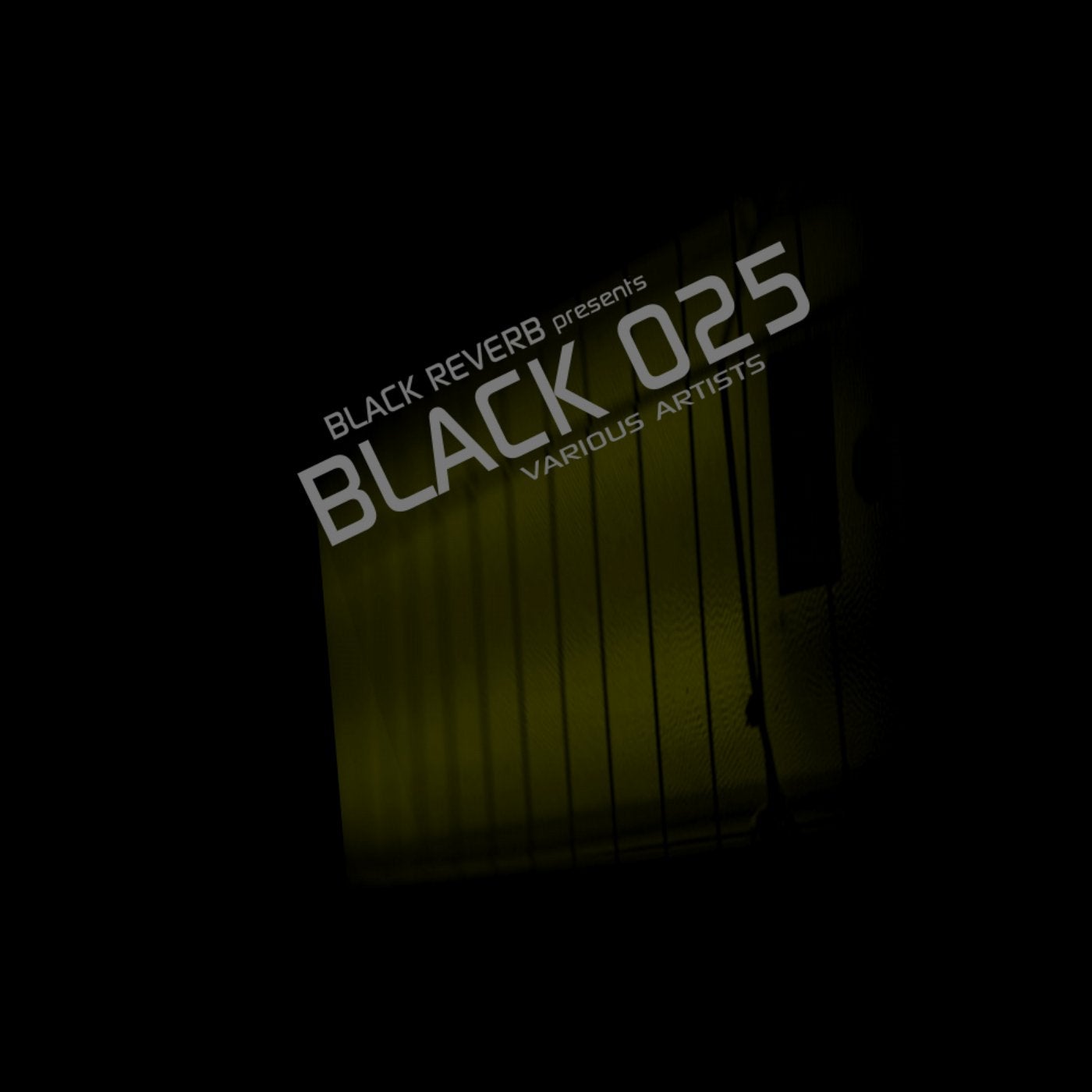 Black 025