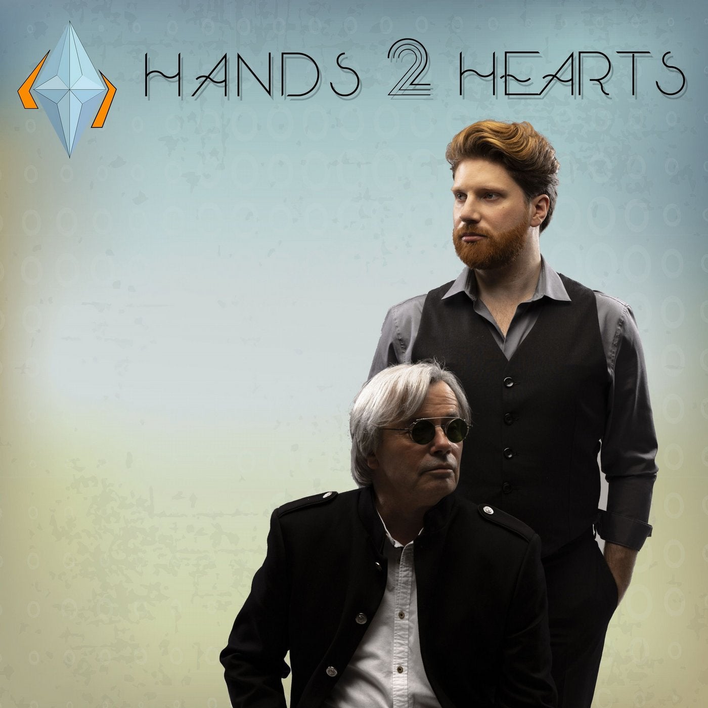 Hands 2 Hearts