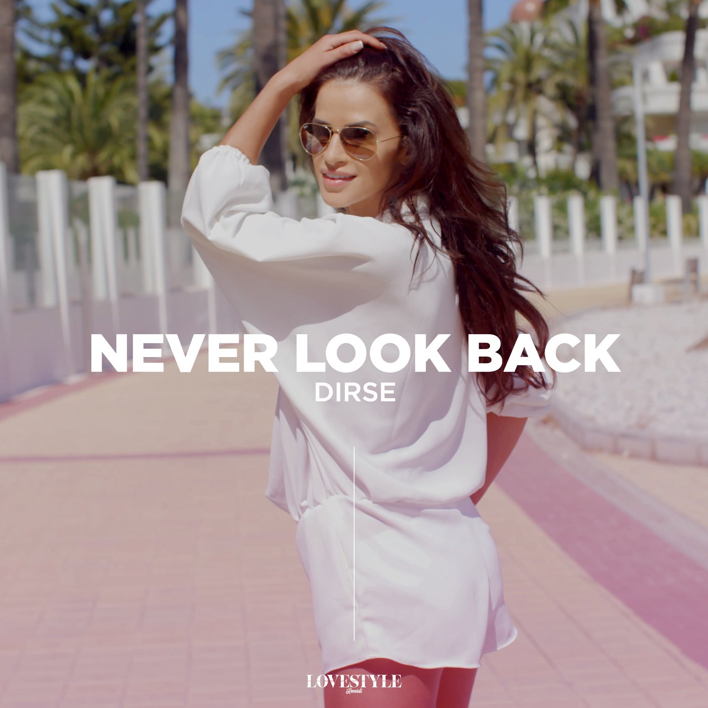 Never Look Back (Extended Mix)