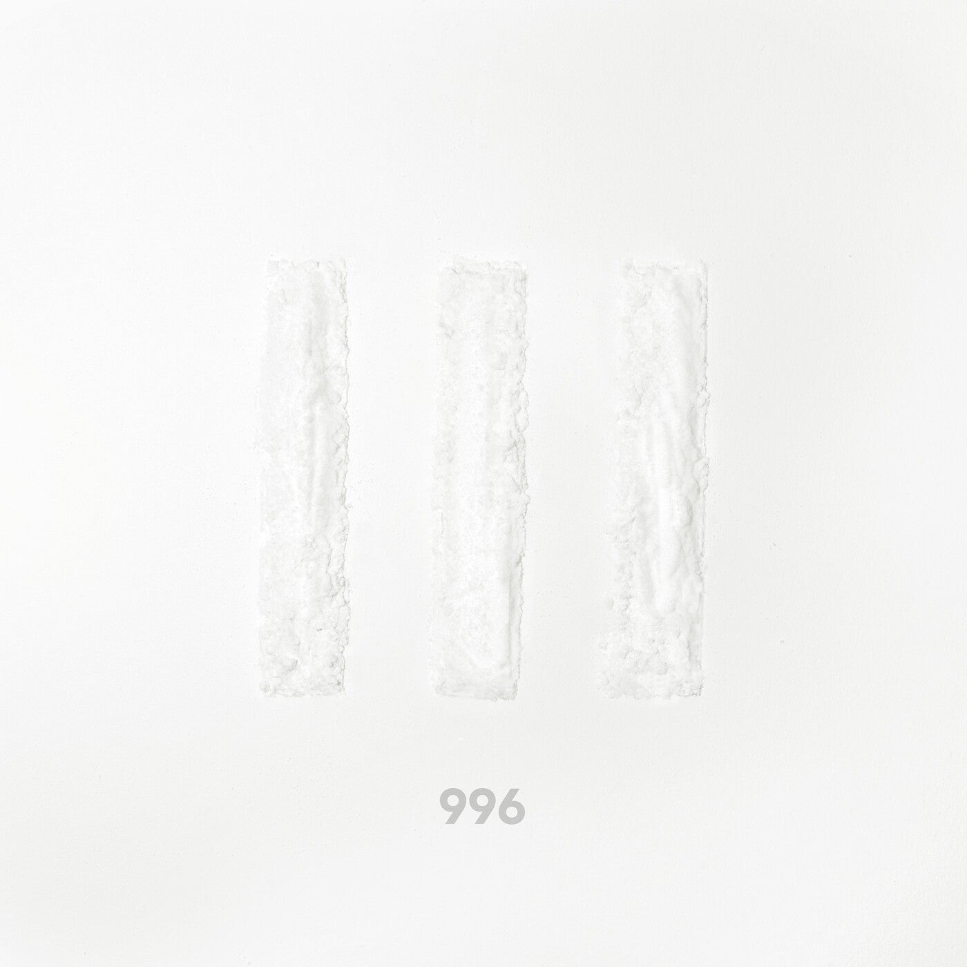 996