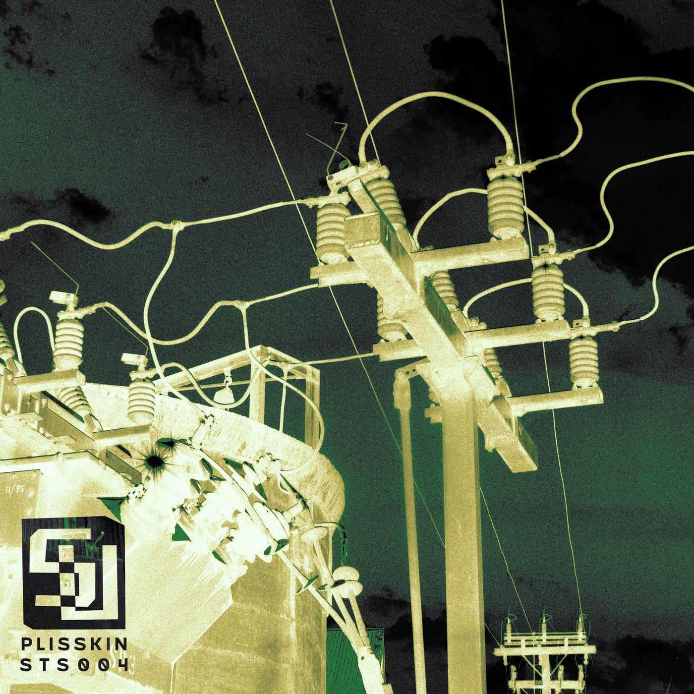 STS004