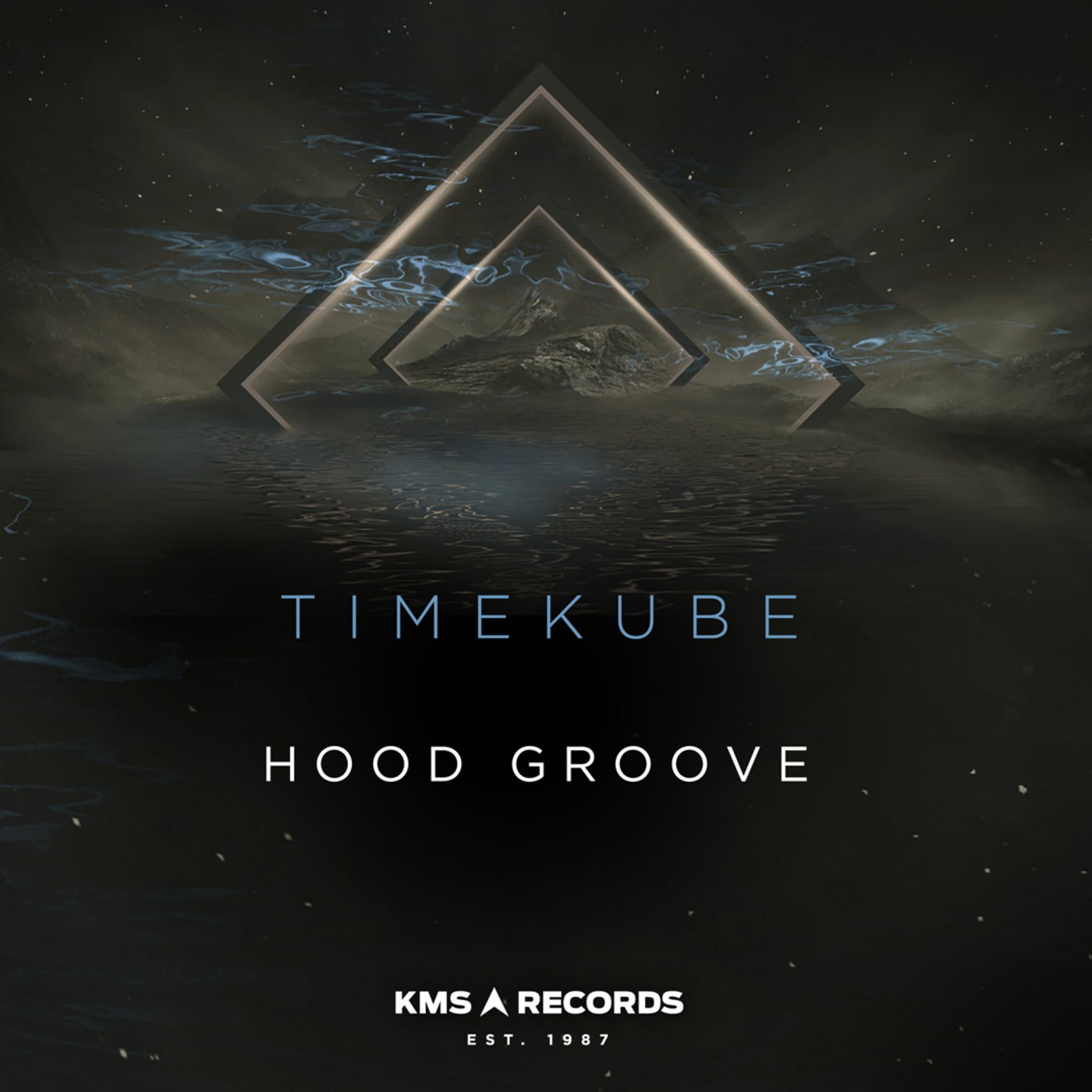 Hood Groove