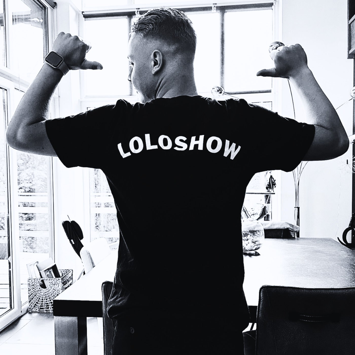 Loloshow - Radio Edit