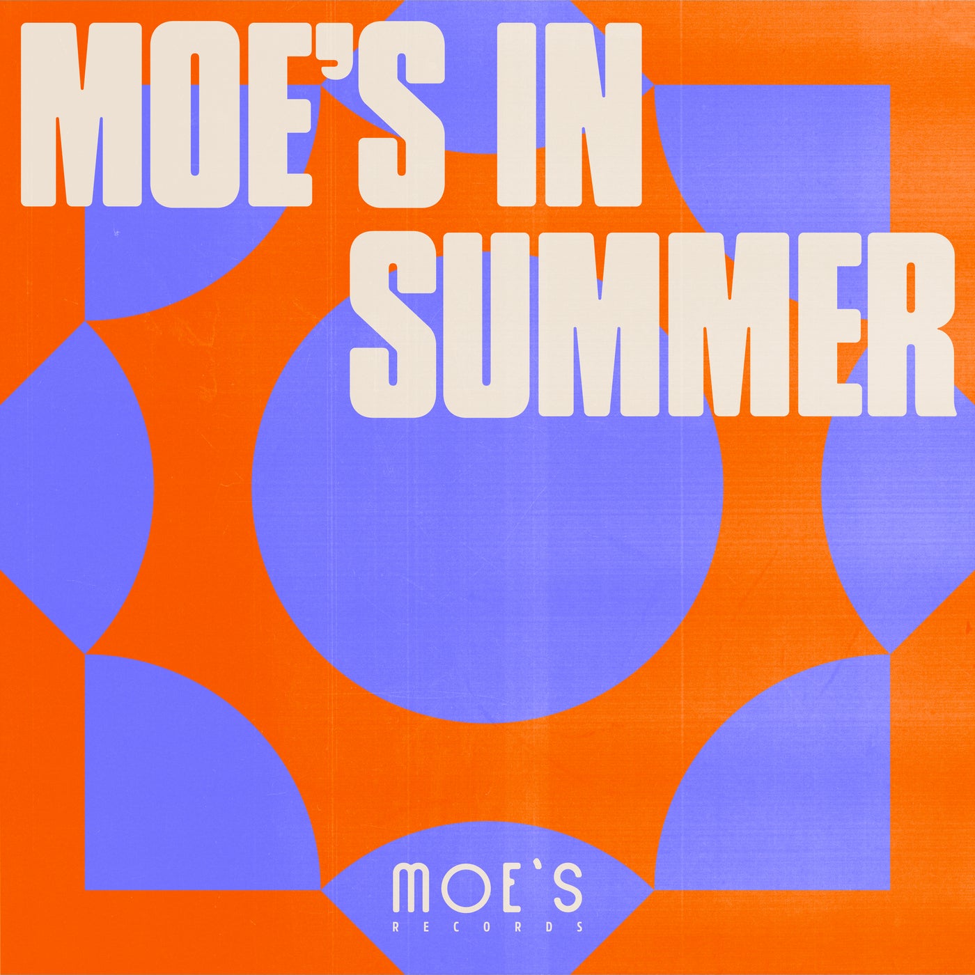 MOE'S IN SUMMER