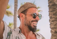 LOBO MIRO