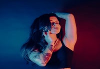 Nina J (US)