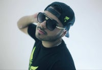 Alenx B