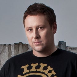 UMEK February 2013 Chart