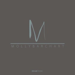 Molly Bar 01