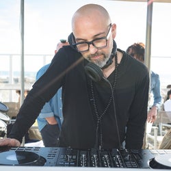 Minimal deep Chart [January 2026]