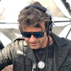 Hernan Cattaneo - Studio latest