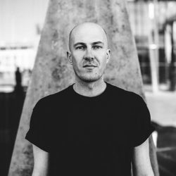 JULIAN JEWEIL OCTOBER 2015