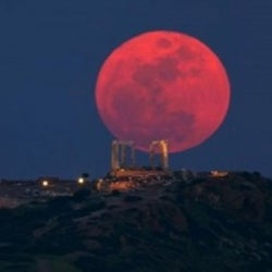 Dawn of the Red Moon