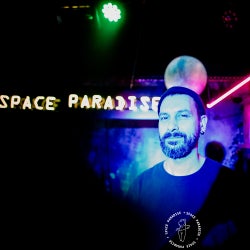 A Year In Space Paradise Vol 1