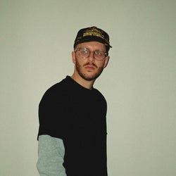 Simon Kidzoo 'No Pause' Chart