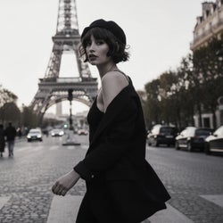 Dans la Lueur