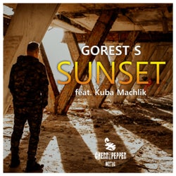 Sunset (feat. Kuba Machlik)