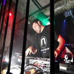 Joton - November 2011 DJ chart