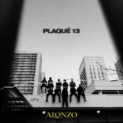 PLAQUÉ 13