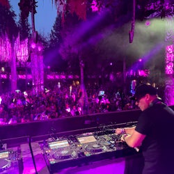Back To Back Dance Tracks
