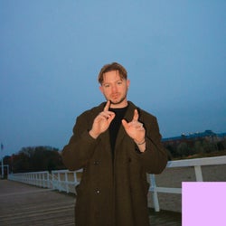 Artist of the Month | DJ Seinfeld
