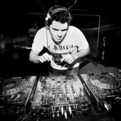 ALE SALGADO DEEP HOUSE TOP CHART