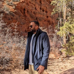 Mid-Set Progressive House