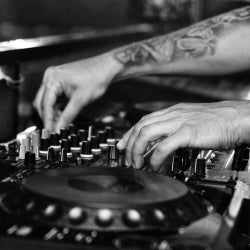 0-PROBLEMS DJ CHART 002 February 2016