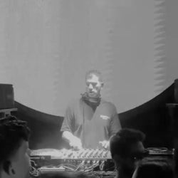 HASSIO ILUSSIONS SESSIONS ONE lIST