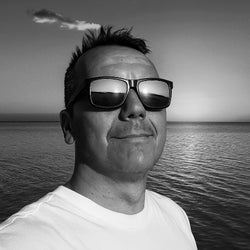 Gardens On The Moon Chart