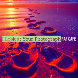 I Look at Your Photograph
