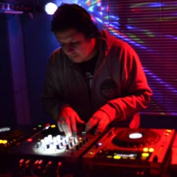 CHART ABRIL 2016 - DJ MAURO ALONZI