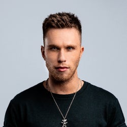 Nicky Romero - Stay (Dash Berlin Remix) Chart