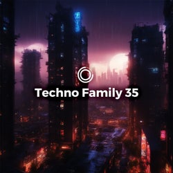 Techno Family 35