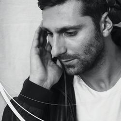 Dark Room Chart October 2025