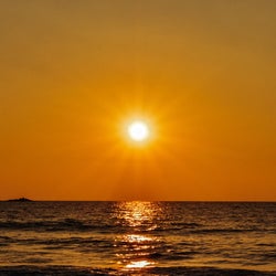 June more Sun, beach & Music