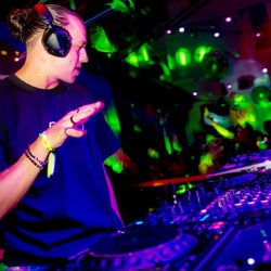 INViDA - In The Life Chart Vol 1