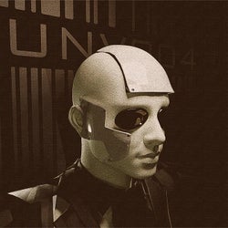 UNV004
