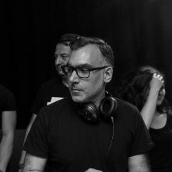 Ferhat Albayrak "Wide Open" Techno July 2017