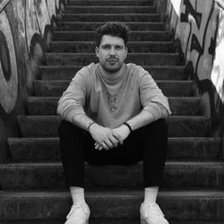 Kristobal - Music to enhance the Moment