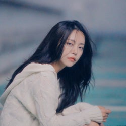 Don’t Stay, Don’t Hold Me