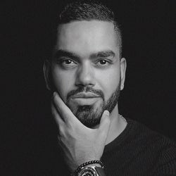 BLACK 8 :: December 2016 CHART