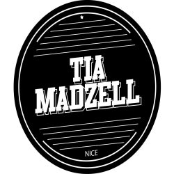 Tia Madzell "July 2013 Chart"