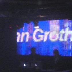 Sebastian Groth - November 2012 Top 10