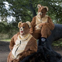 The 2 Bears Be Strong Beatport Chart